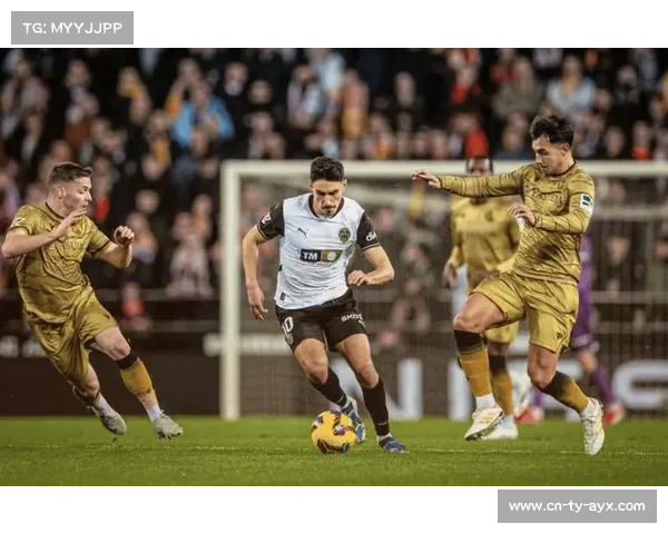 瓦伦西亚1-1绝平塞维利亚，杜罗补时救主延续不败